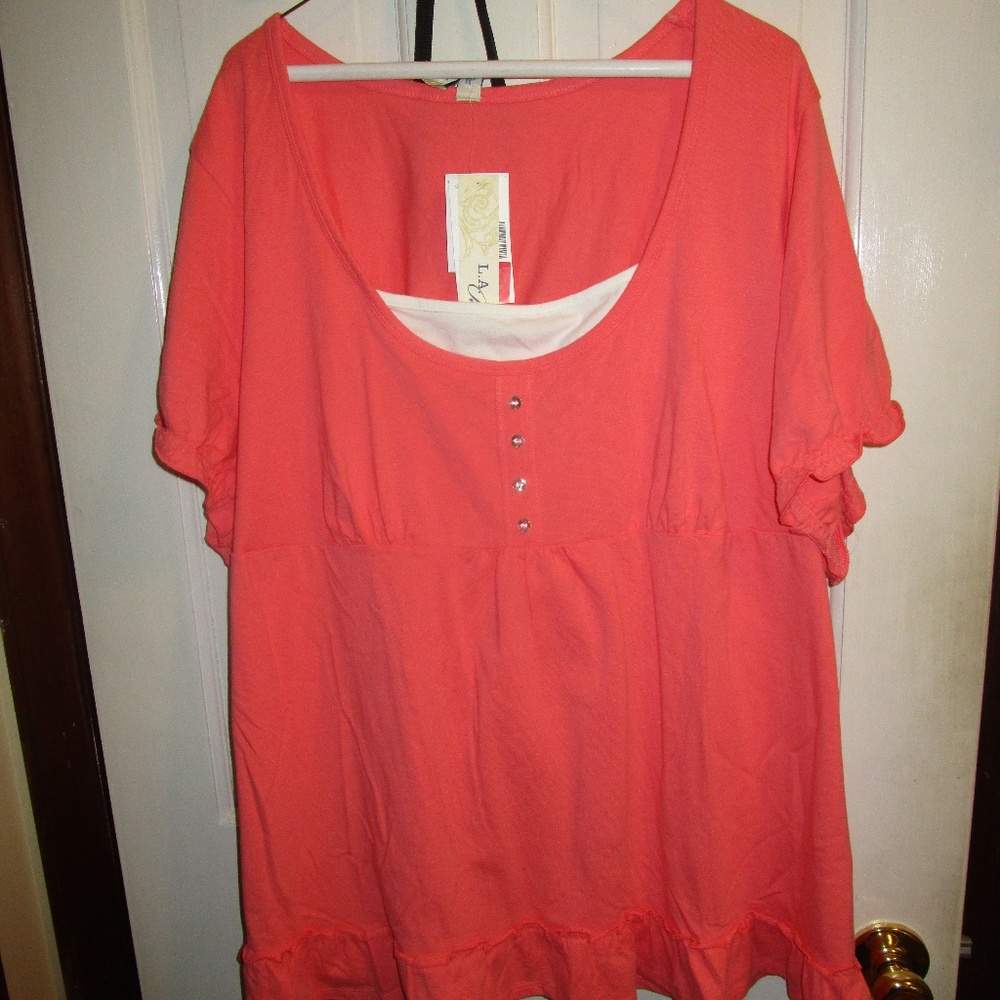 Beautiful Top Size 26/28W